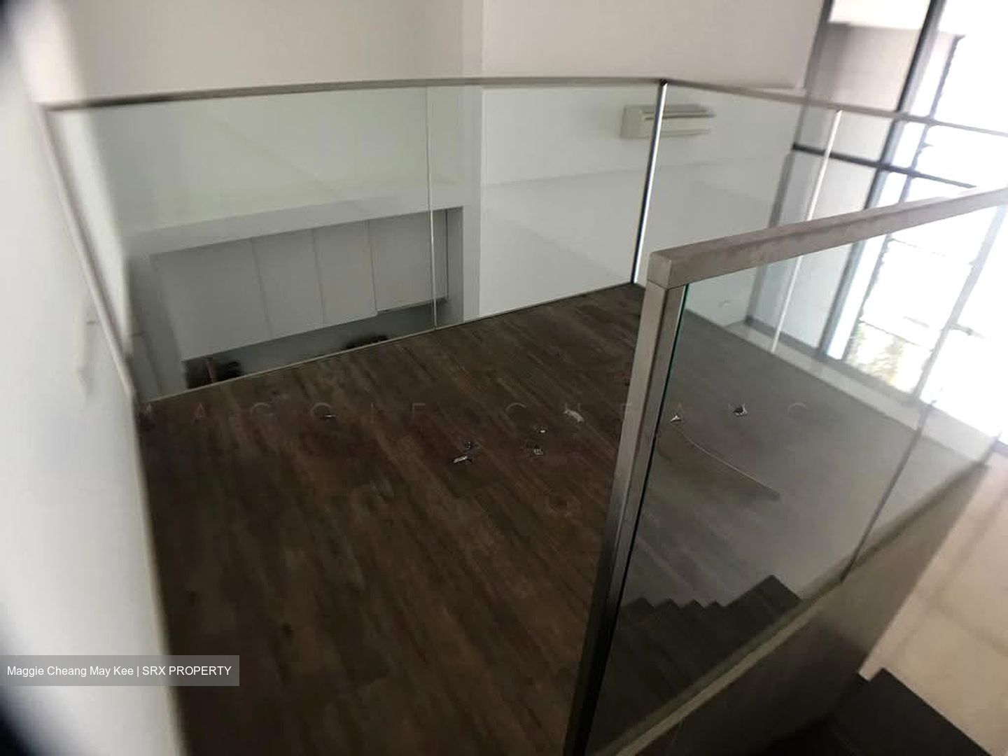 PS100 (D2), Office #610483291
